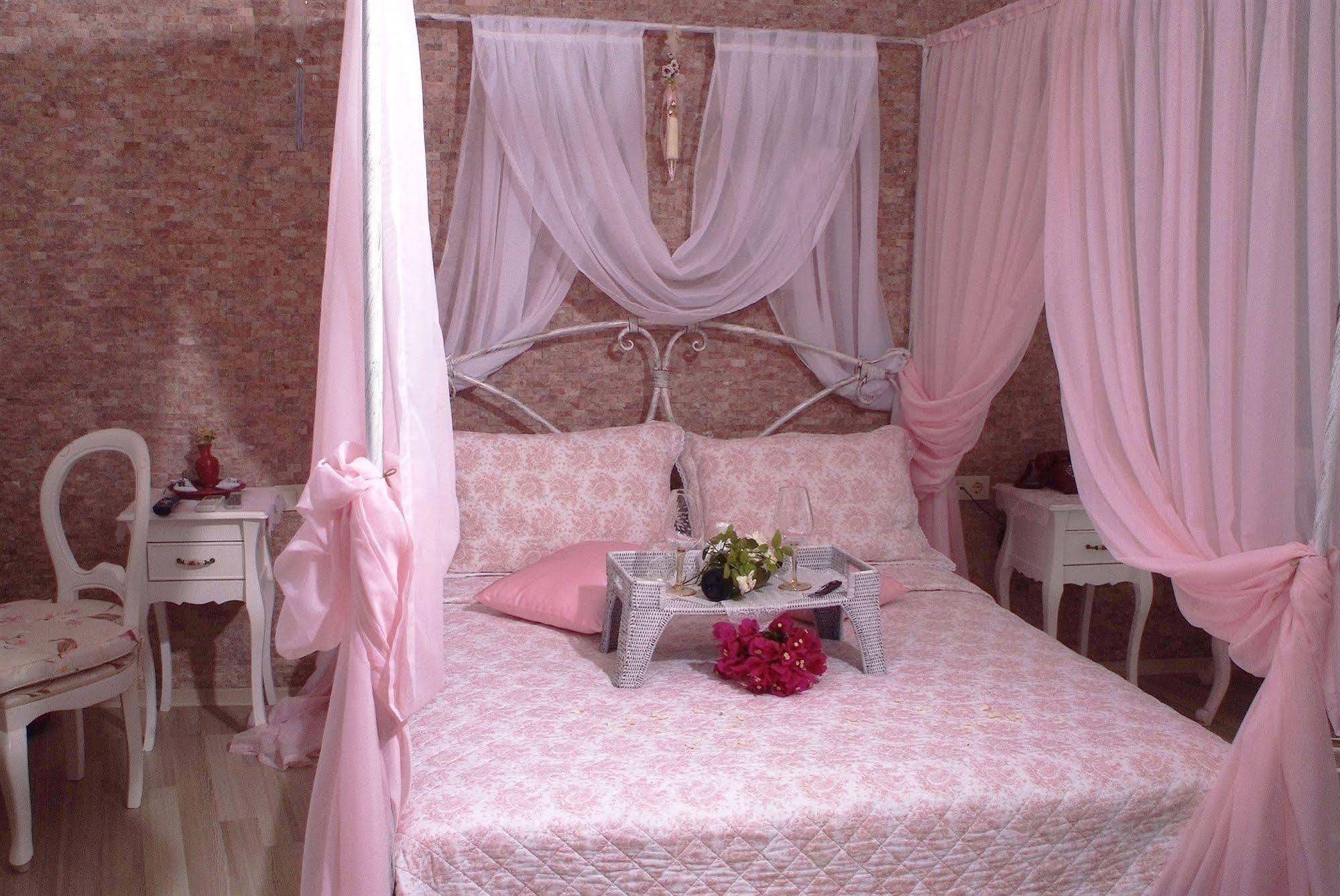 Chigdem Hotel-Special Category Alaçatı Esterno foto
